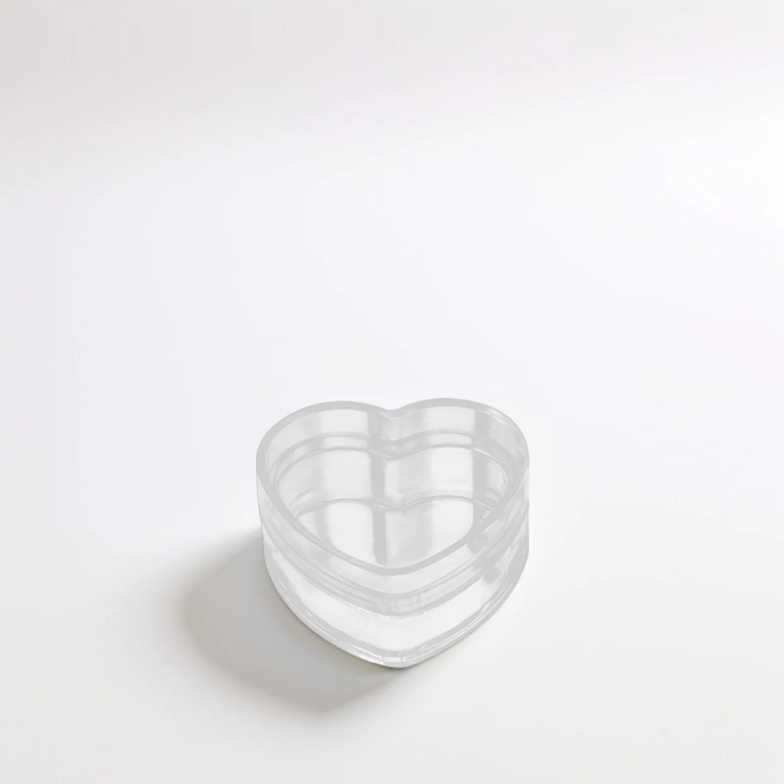 

6Pcs Clear Transparent Heart Candy Boxes Small Storage Boxes for Wedding Party Treat Favors Gifts Transparent Heart Box
