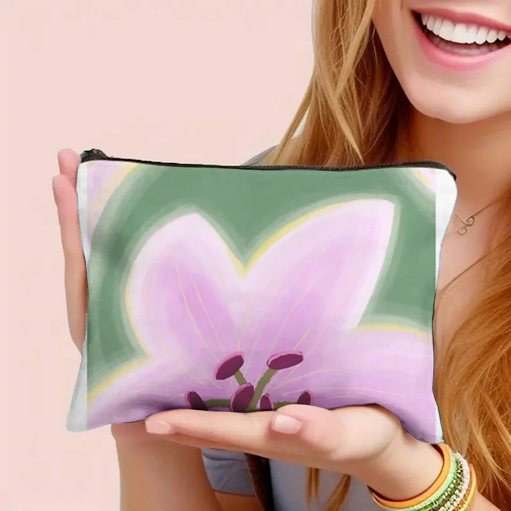 1 Piece of Dreamy Purple Floral Print Makeup Bag - Multifunctional Zipper Pouch for Women, Perfect Travel Zipper Storage Bag, Fun Birthday Gift