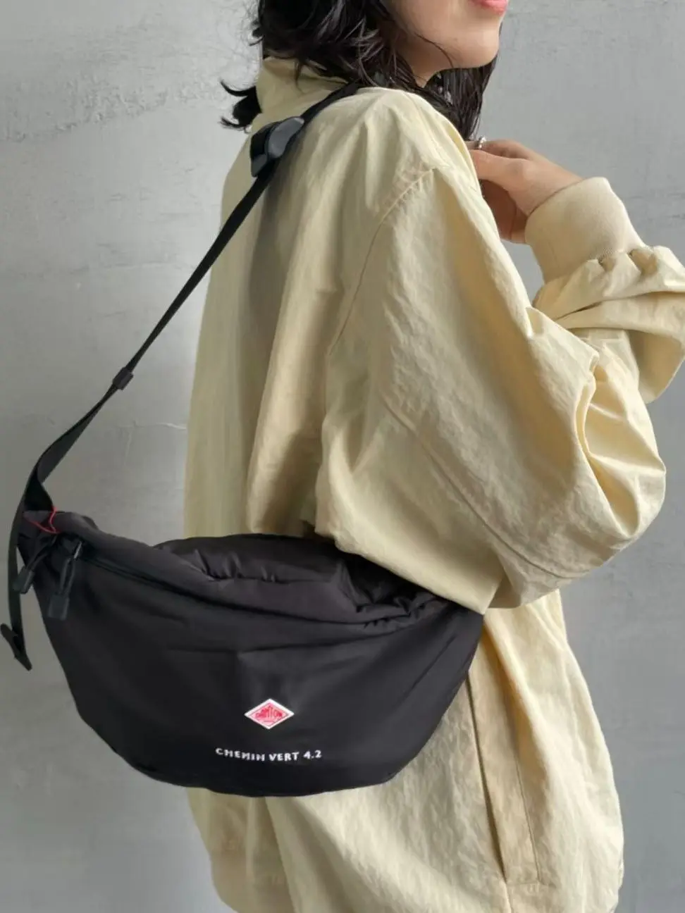 fall-winter-new-style-japanese-letter-embroidery-crossbody-bag-light-weight-single-shoulder-bag-outdoor-workwear-chest-bag