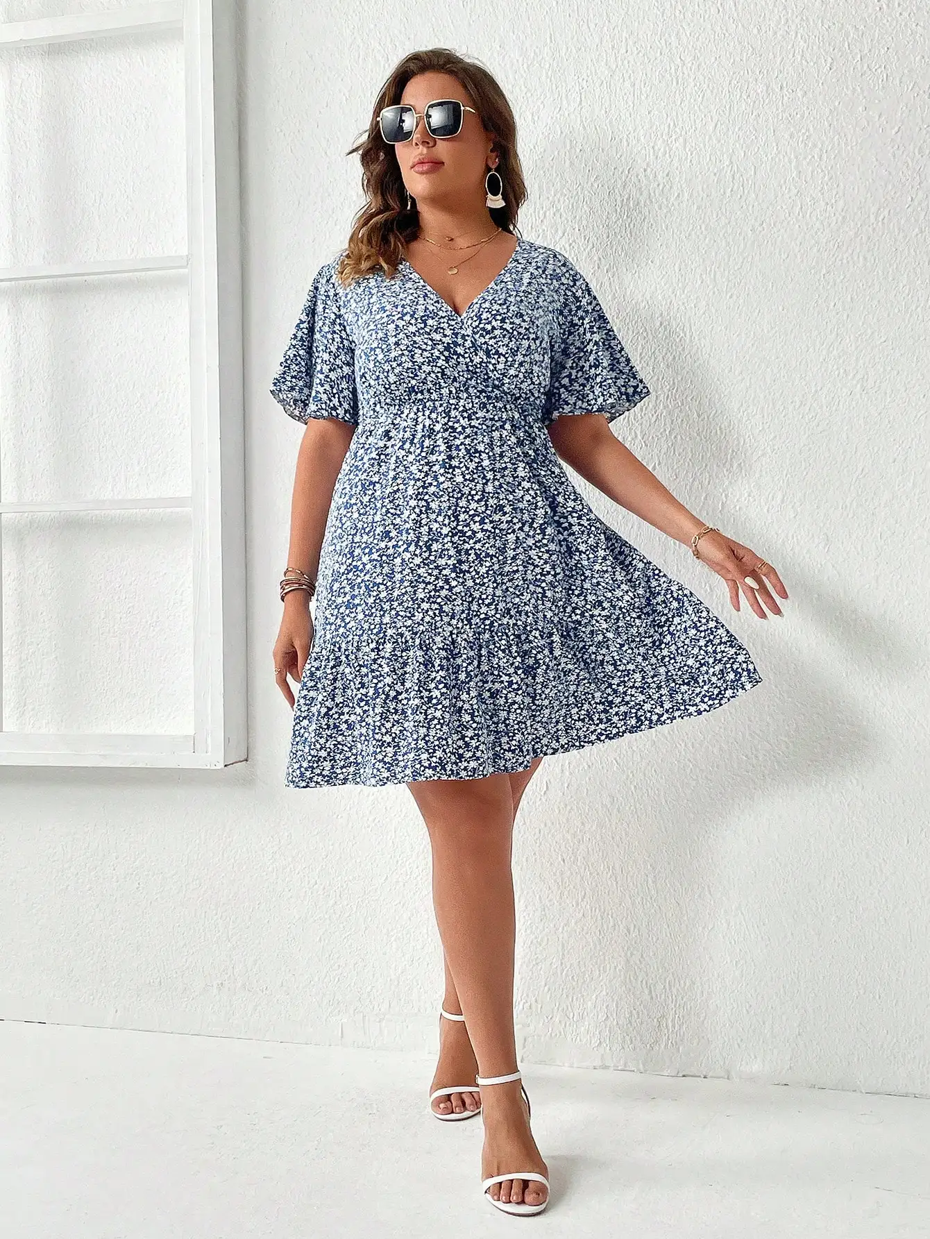 

Boho Ditsy Floral Print Butterfly Sleeve Wrap Dress