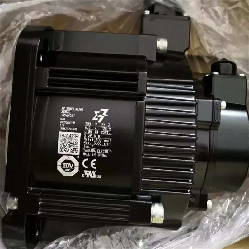 New SGM7G-09A7C61 Yaskawa Servo Motor In Stock