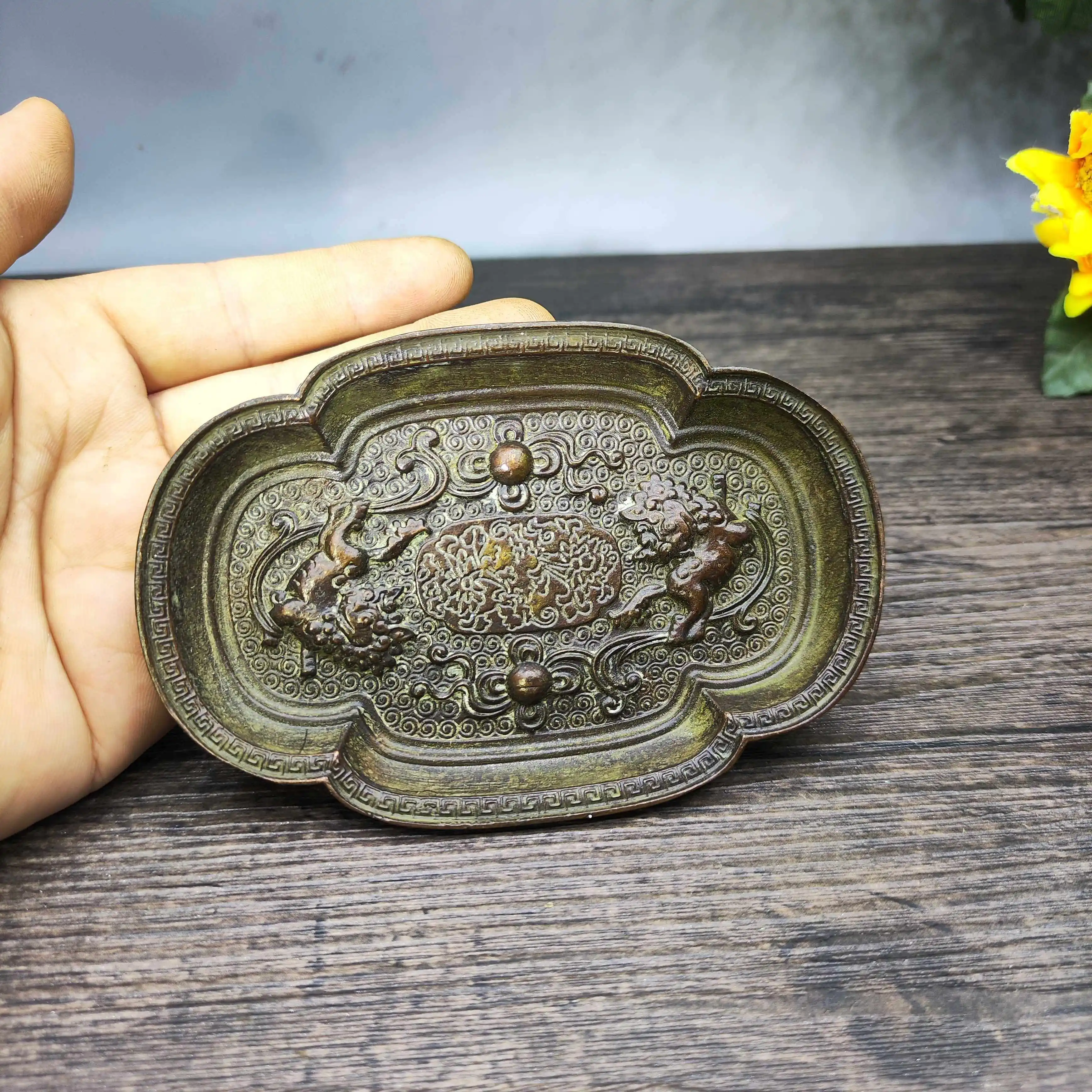 Винтажная латунная тарелка-пеп – обзор и цена Vintage Collectible Ashtrays