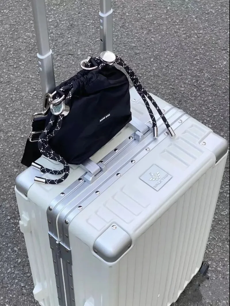 مصمم حقيبة فخمة كيس Bandouillere فام حقيبة نسائية 2023 الاتجاه حقيبة كتف صغيرة حقائب كروسبودي حقيبة مصممة #2