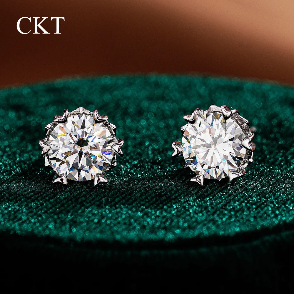 CKT 18k White Gold Stud Earrings for Women's Snowflake, Platinum Pt950 Simple Wedding 0.5ct/1ct Diamond Moissanite Jewelry Gift