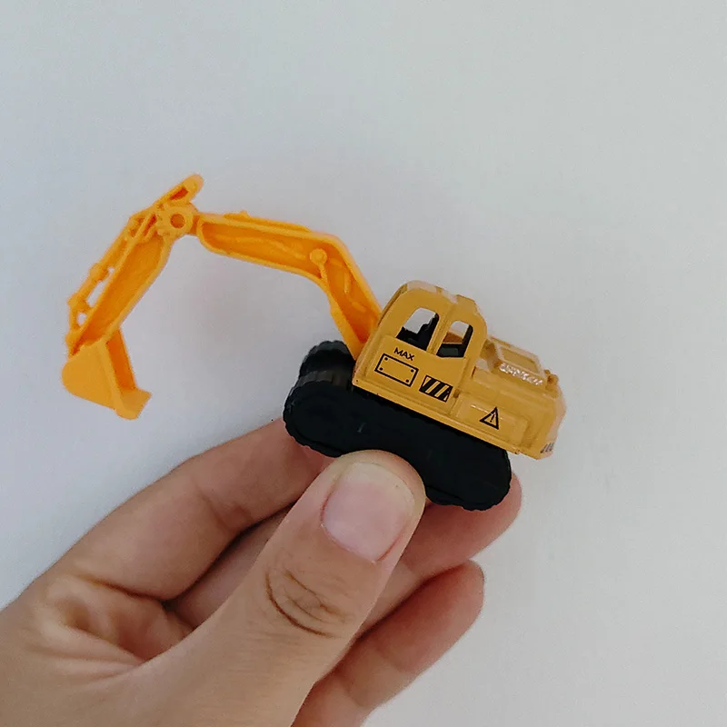 Mini Engineering Vehicle Model Kits Excavator/ Bulldozer/Tractor/Forklift Truck Alloy Car Micro Scene Layout Diorama Accessories