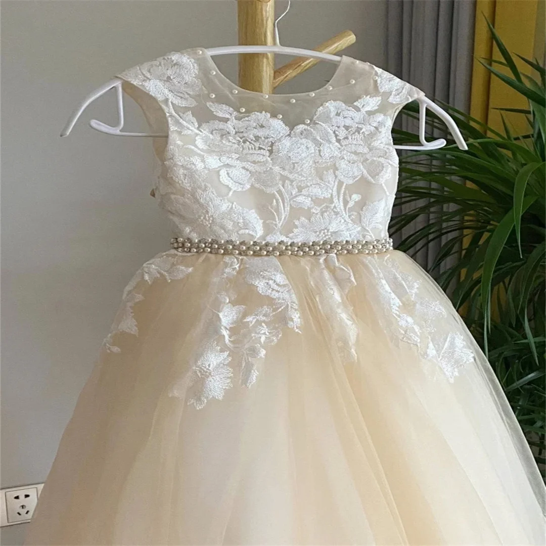 Vestido de niña de flores personalizado, boda, fiesta de cumpleaños, tul champán claro, apliques florales blancos para graduación, vestido de comunión