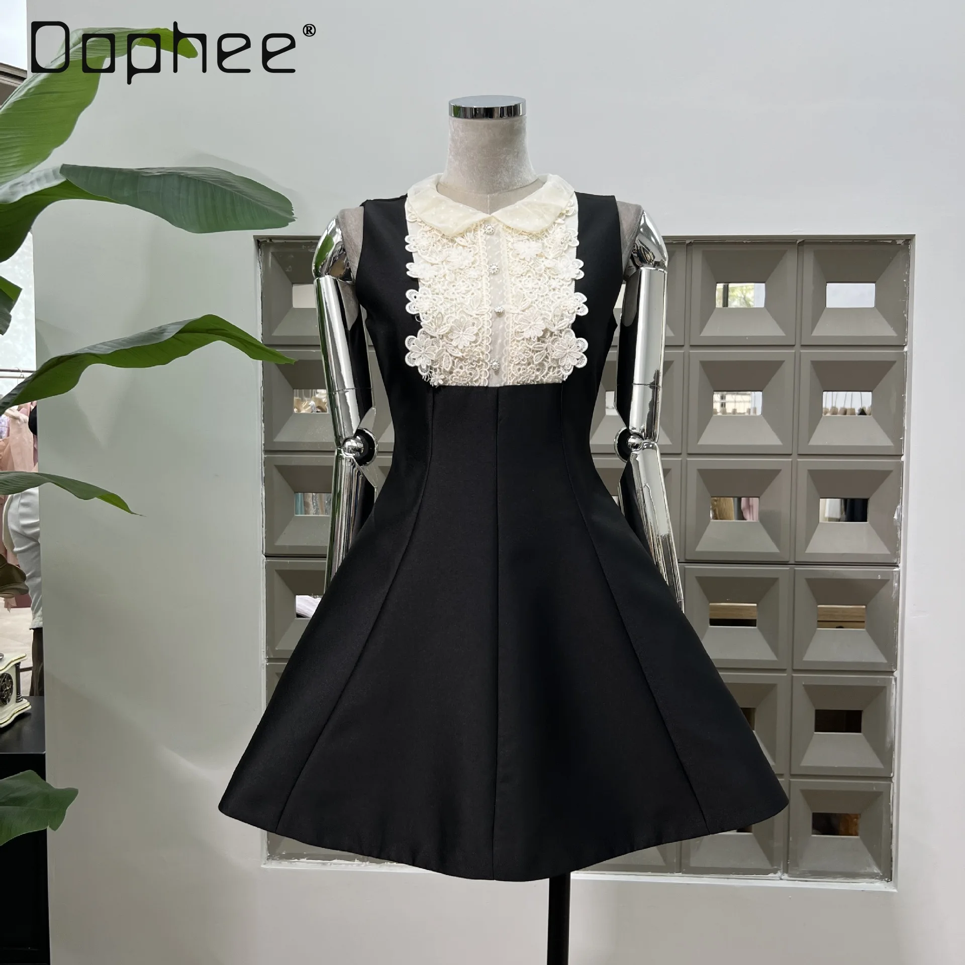 

Elegant Princess Evening Dresses French Style High-end Lace Patchwork Round Neck Sleeveless Slim A-line Dress Puff Dress Women