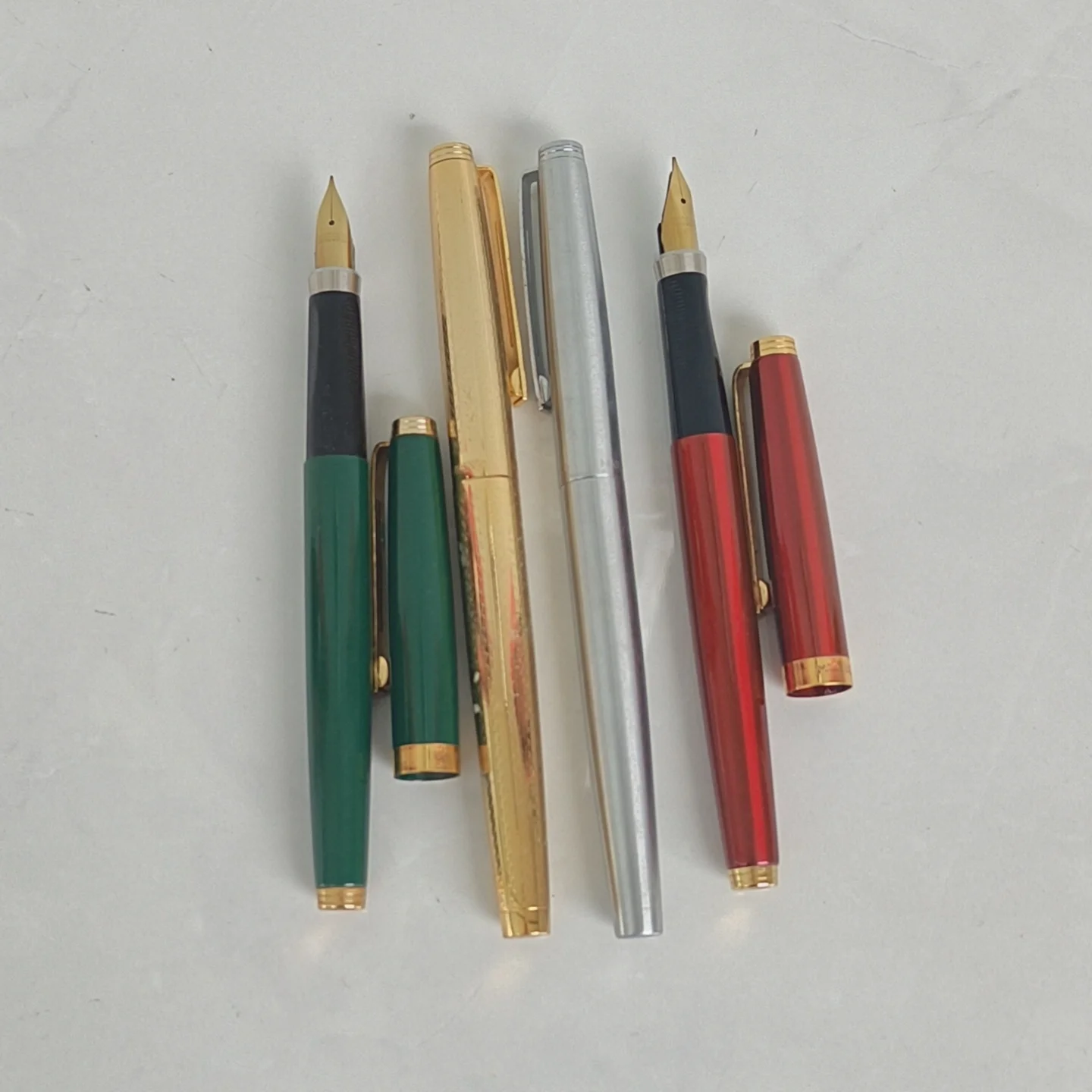 

Rare Old Stock YongSheng 500 Fountain Pen Iridium Nib, Smooth Writing, Large Iridium Tip, Betal body, Clearance Sale.