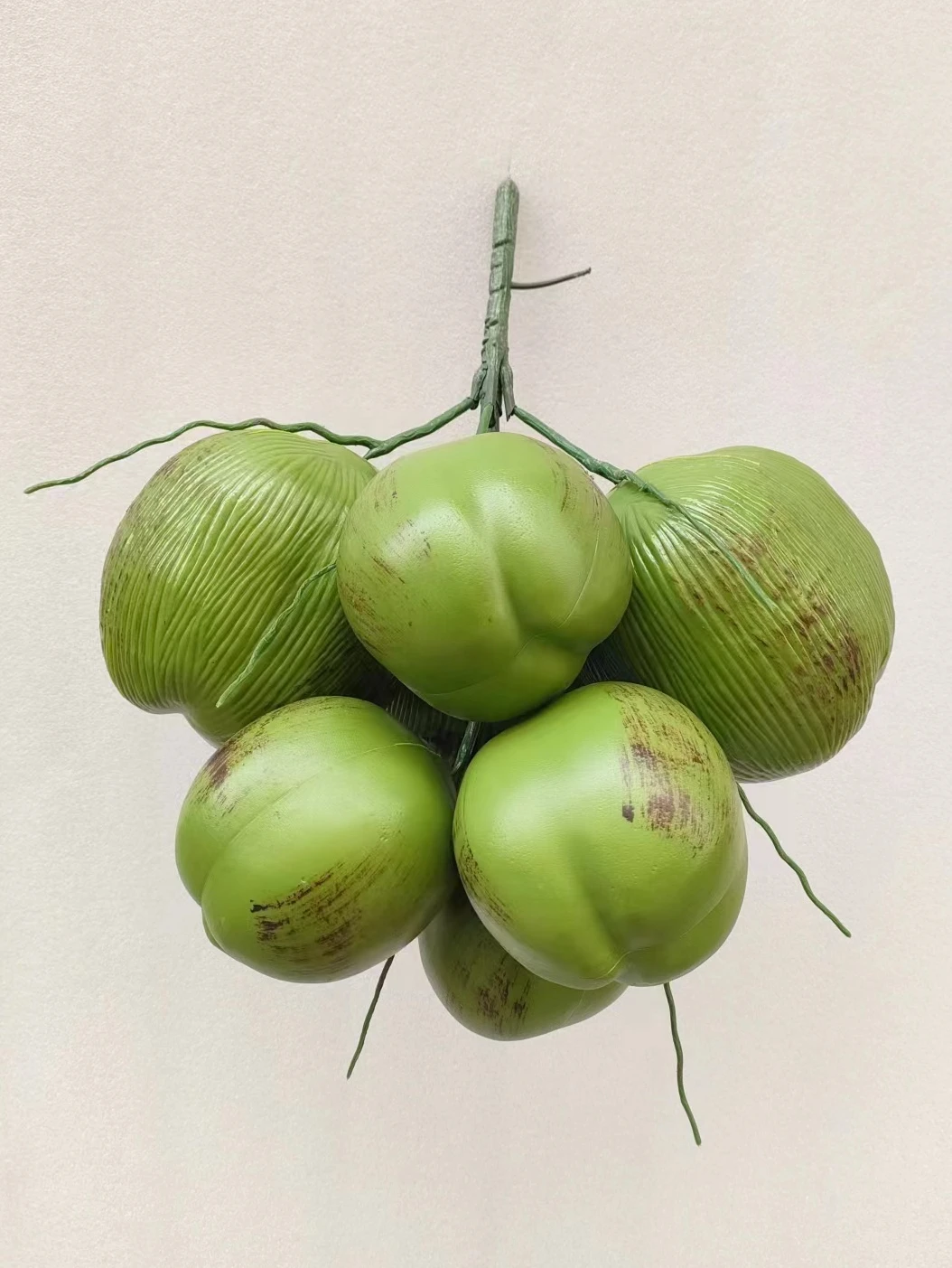 

Simulated coconut tree fruit model, tropical fruit decorative props, palm tree fake fruit