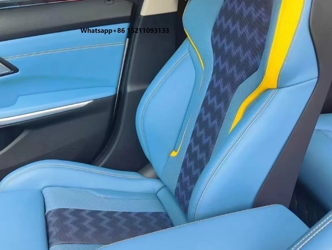Racing Car Seat Comfortable Sports Style Made From Carbon Fiber and Fabric
