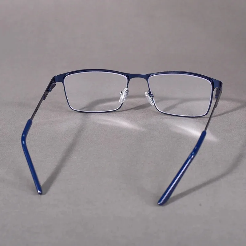 Lesebrille für Herren mit Blaulichtfilter, Metallrahmen, Federscharnier, Presbyopie +0,75-4 Dioptrien Vergrößerungslinse – Detail 11
