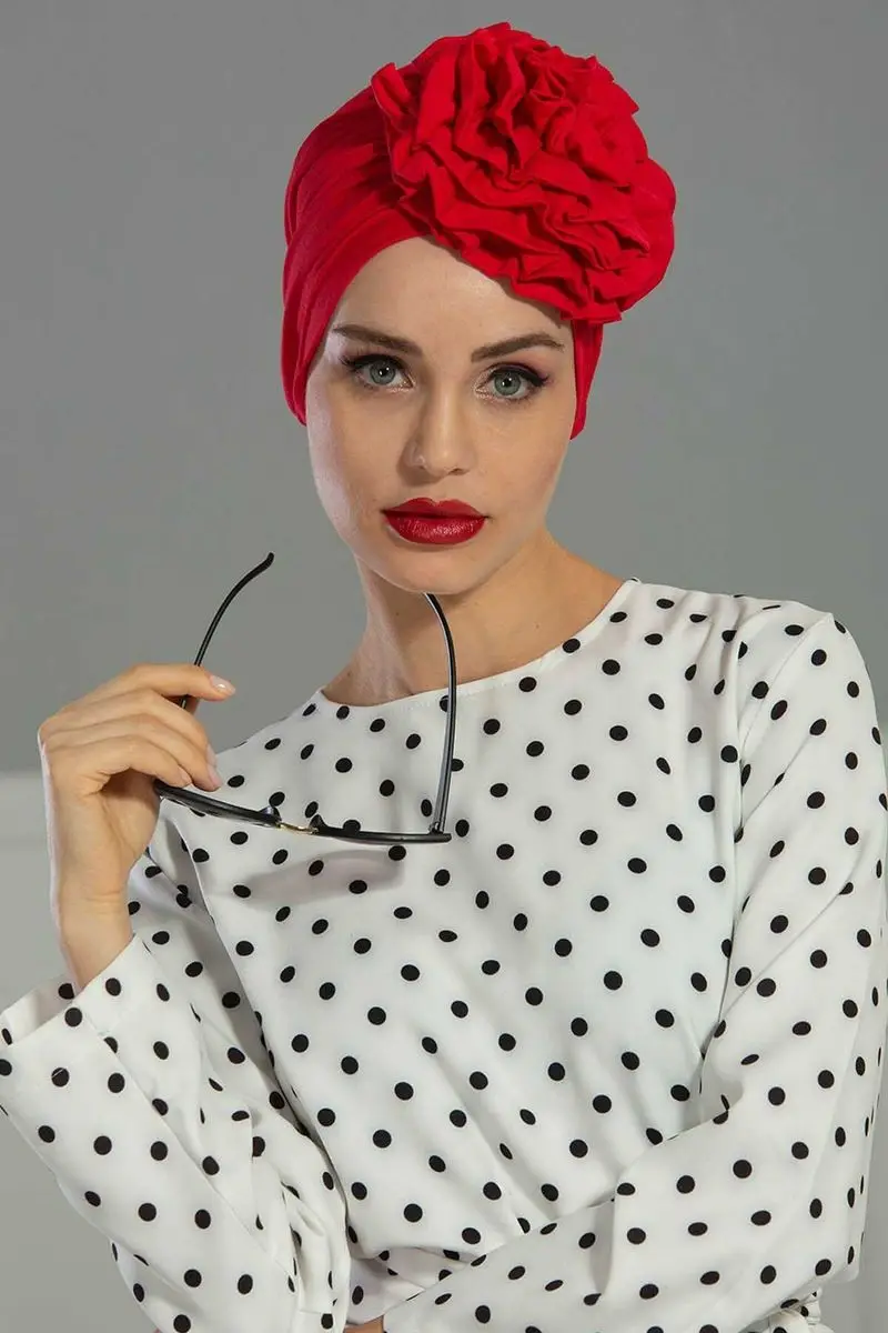 Róża czesana kość czerwona