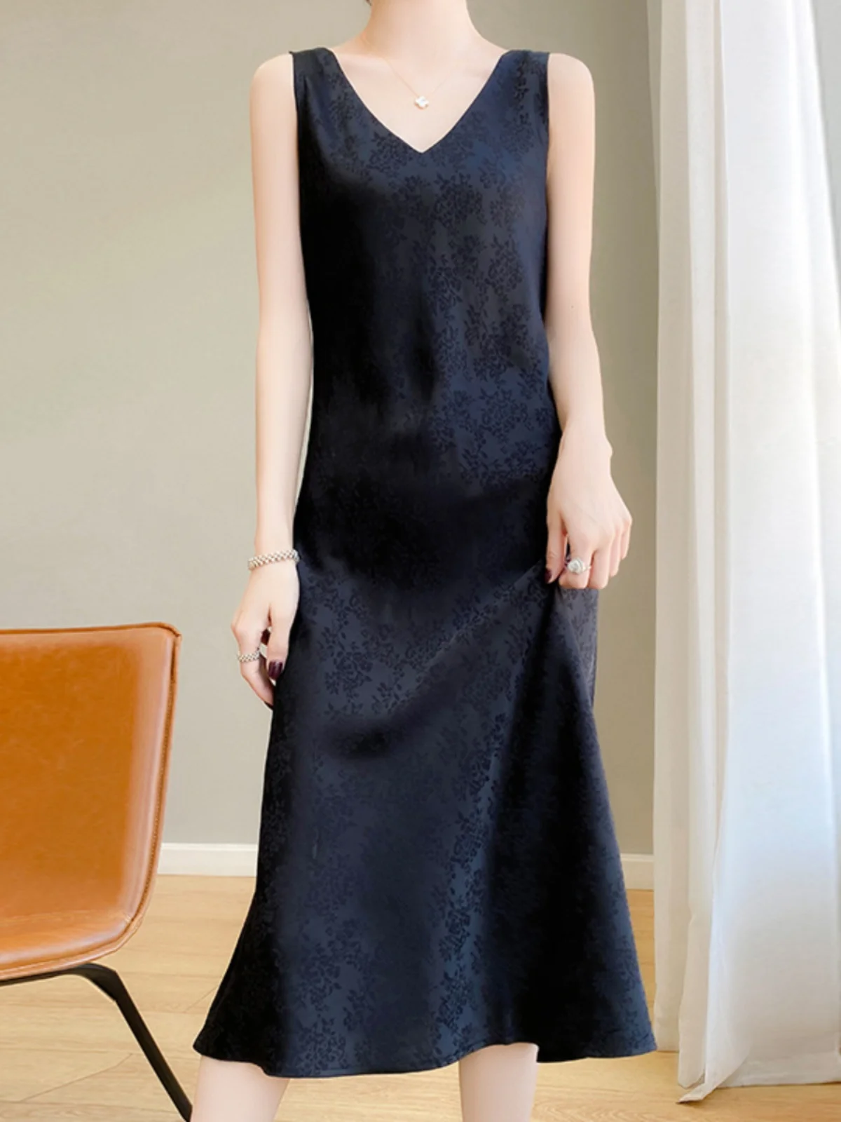 エレシルクストラップ ドクターウィメンズ サマーアセテートサテン スリミングスベル インナーロングスカート Vネック ルーズウエスト Aラインスカート