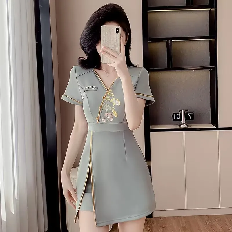 2025 Women Summer New Chinese Improved Qipao Dress and Shorts Green Flower Embroidery Two Pieces Set Outfits Female