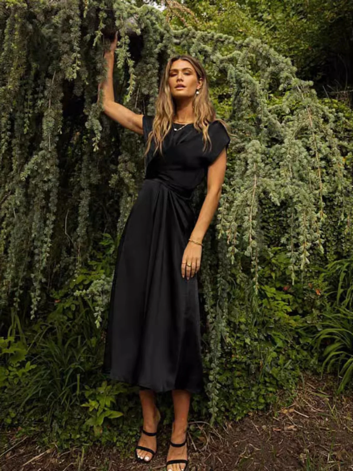 

Летнее женское американское атласное платье с высокой талией, А-силуэт, с коротким рукавом, на молнии, миди