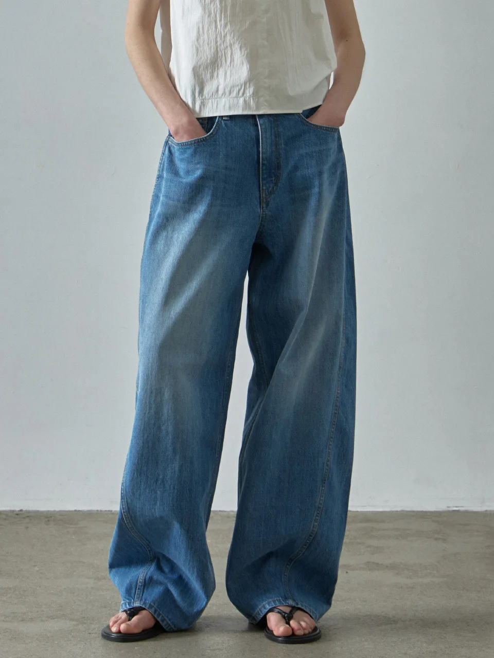 

Maxdutti Nordic Minimalist Loose Fit Street Boyfriend Jeans Vintage Mom Jeans Women's Jeans Women's Denim Pants Woman Clothes