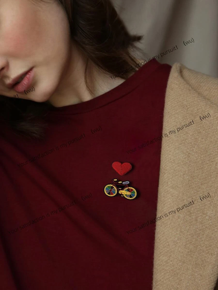 Spiritual Indian silk handmade embroidery brooch brooch brooch temperament high-end exquisite rainbow bicycle pin badge tide