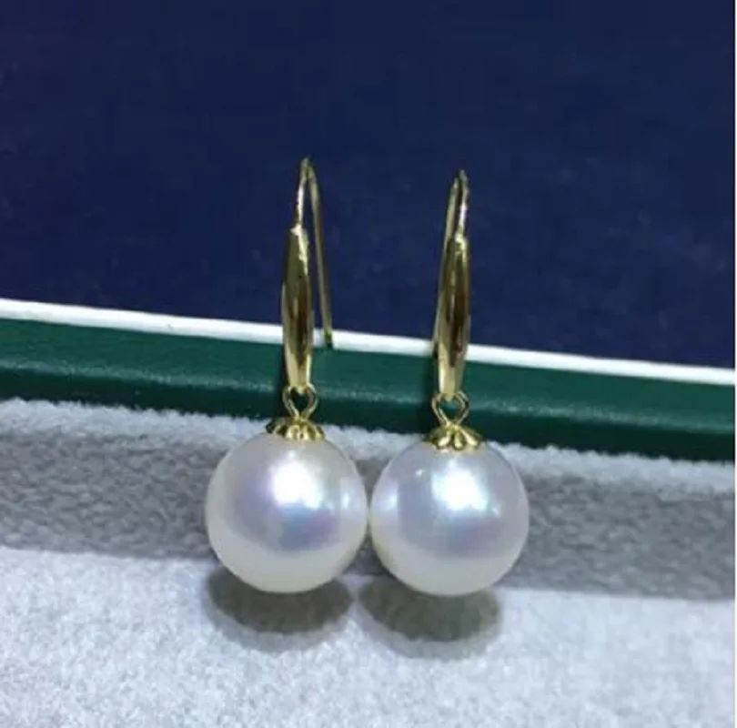 

9.5 mm round Natural south sea white pearl earrings