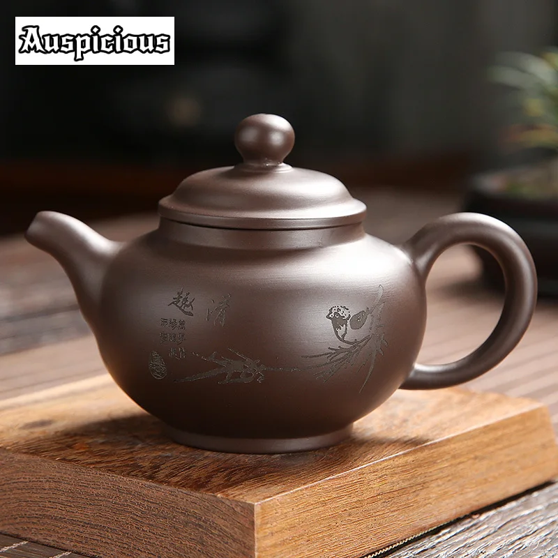 Traditional Zisha Teapot Crafted Tea Maker Classic with Ball Infuser Decoration Loose Tea Handmade Chinese Antique Teapot Gifts