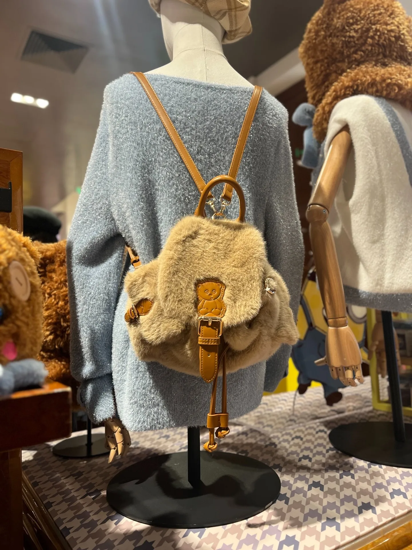 Universal Studios' originele Tim Bear pluche rugzak - mini dubbele schoudertas - perfect cadeau voor meisjes als souvenir