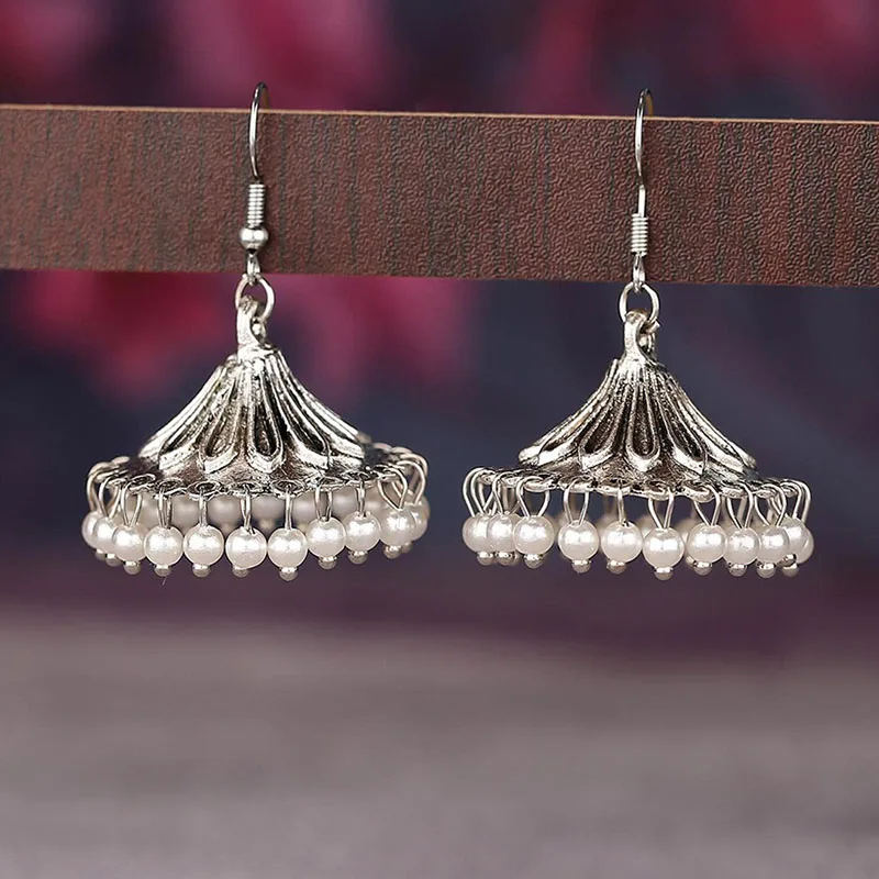 New Vintage Ethnic Classic Parachute Shaped Silver Color Earrings for Women Indian Jewelry Bohemian Pearl Tassel Alloy Earrings