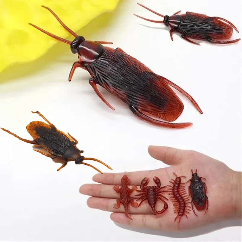 Funny Pranks Cockroaches Halloween Decoration Props Rubber Gags Insects Bugs Practical Jokes Toys Simulation Plastic Roaches