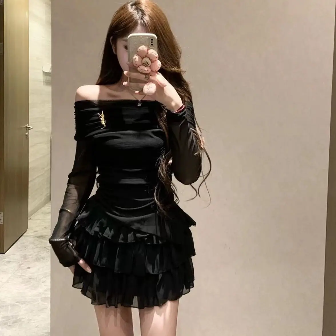 

Early Autumn New Spicy Girl Sexy Temperament Style Design Asymmetrical Pleated Top High Waist Slimming Short Cake Skirt