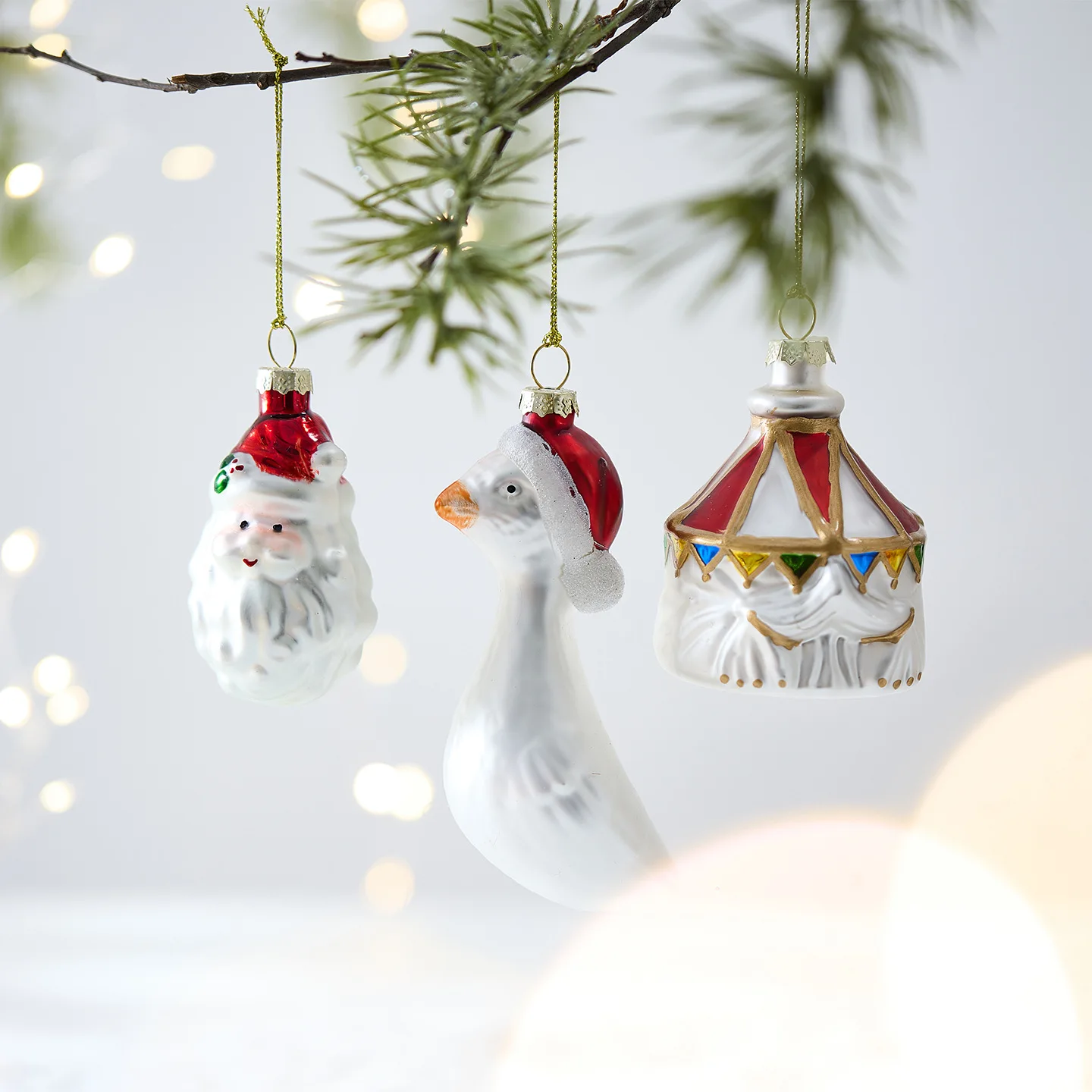 New Christmas Decorations: Glass-Painted Elderly Astronaut Alien-Shaped Glass Christmas Tree Ornaments