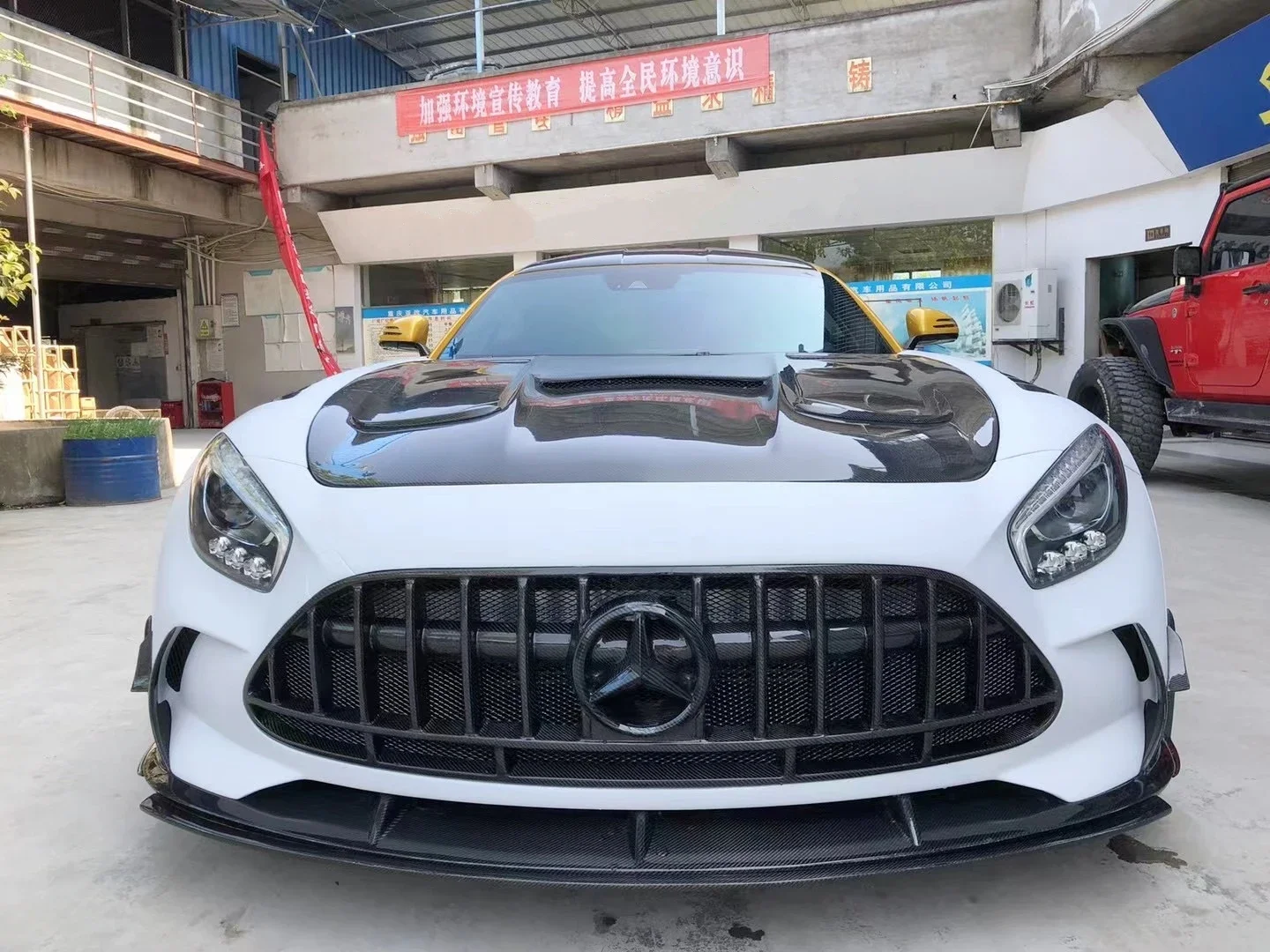 Carbon Fiber Body Kit Black Series Style for Mercedes Benz AMG GT GTC GTS Half Carbon Front Bumper Lip Fender Diffuser