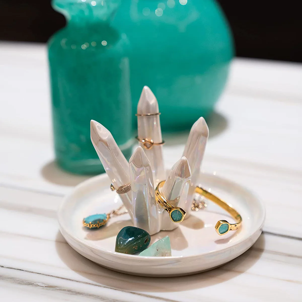 Porta anelli in ceramica semplice europeo e americano, vassoio per gioielli a forma di grappolo di cristallo, decorativo da tavolo smaltato con perle bianche