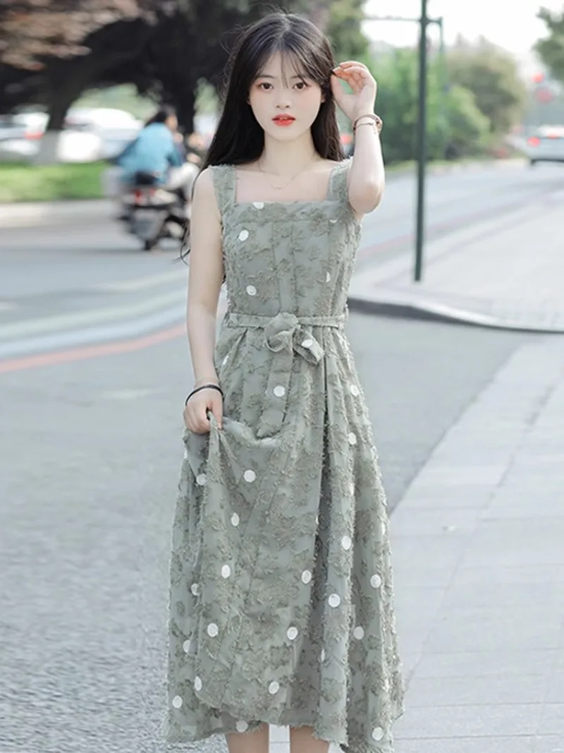 

2025 Summer Korean Chiffon Dress Slim Fit Floral Sleeveless Midi Dress French Style Elegant Ceremonial Dress