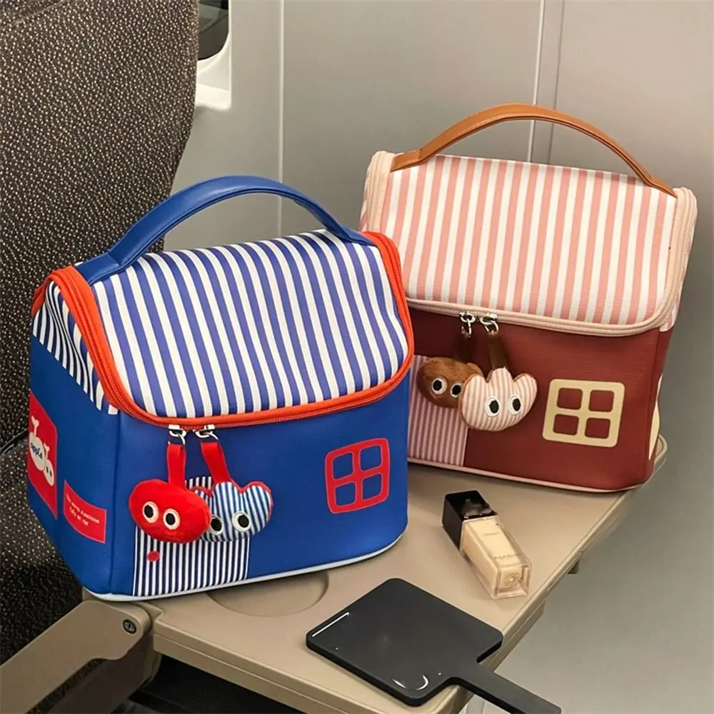 

INS Pu Handheld Makeup Bag Cartoon Clutch Bag House Shape Cosmetic Bag Waterproof Multifunctional Skincare Storage Bag Girls
