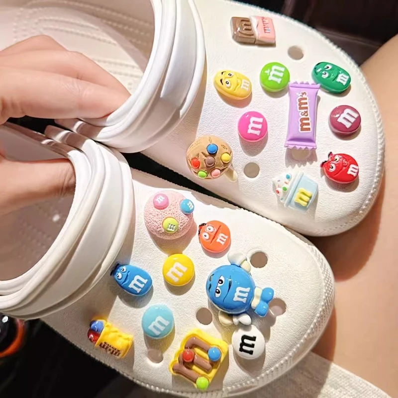 

Cute Cartoon Foods Shoe Charms Designer Fashion Lovely Simulated Snacks Clogs Jeans DIY All-match Vintage Sandals Accessories