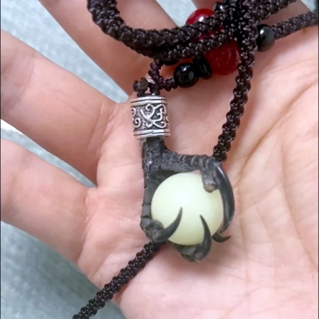 2217 اليدوية الطيور براثن ليلة اللؤلؤ قلادة خمر القوطية نمط قلادة الإبداعية هدية عينة عمل فني ديكور الهالوين