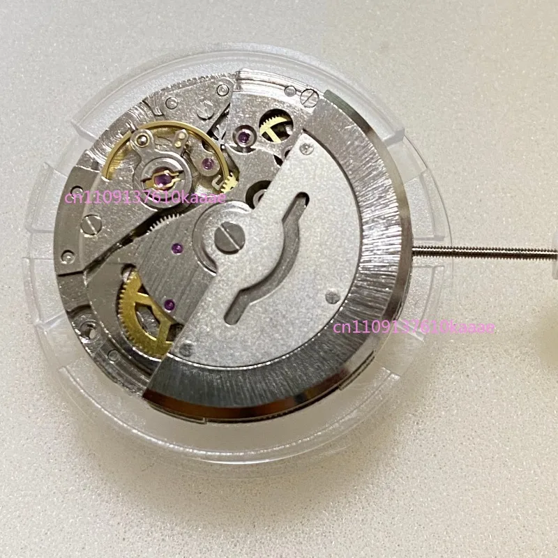 

Watch Accessories Are Suitable for 2813 Movement, Domestic 8205 8215 Automatic Mechanical Movement, Single Calendar
