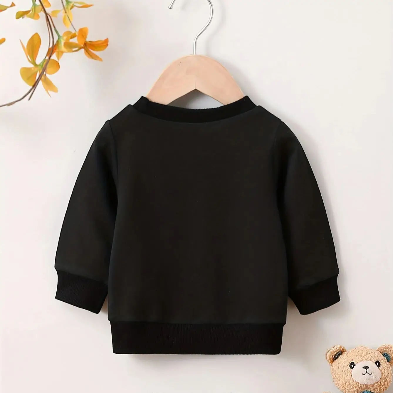 Autumn and winter baby girl round neck long sleeved casual cute cartoon hoodie suitable for ages 1-2