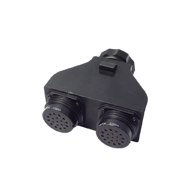

Kupo 19-Core Power Distribution Box Rubber Shell with 1 16A Male and 2 16A Female Sockets Current Made of Plastic Copper