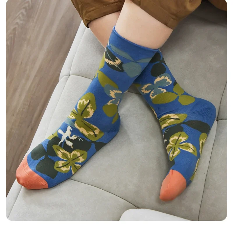 Trendy and Personalized Men Socks Hip Hop Oil Painting Abstract Sock Mouth Letter Embroidery Autumn Mid Tube Socks Women носки