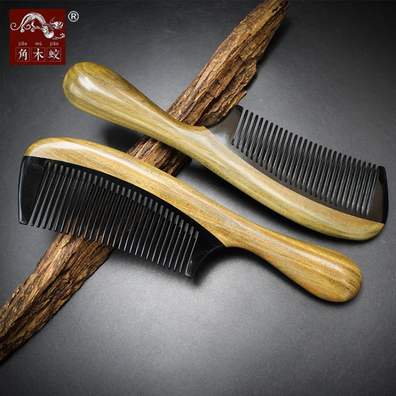 Green sandalwood buffalo horn comb for massage and hair styling, authentic thickened version