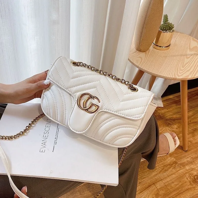 

2025 New Arrival Women's Handbag, Unique Chain-Link Crossbody Purse with Adjustable Shoulder Strap, Great for Casual Outings