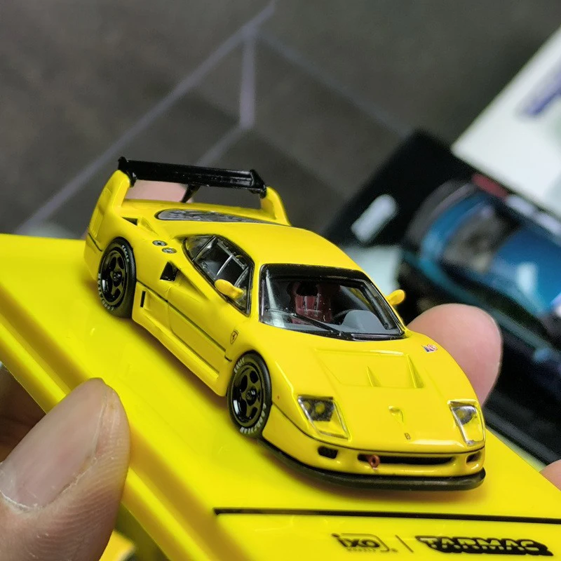 Diecast 1/64 Scale Ferrari F40 Alloy Car Model Ferrari LM Car Model Collectible Toy Simulation Gift Souvenir Display Ornaments