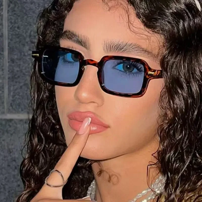 نظارات شمسية مستطيلة صغيرة جديدة للنساء نظارات شمسية كلاسيكية عصرية للرجال نظارات واقية من الأشعة فوق البنفسجية أساسية رائعة