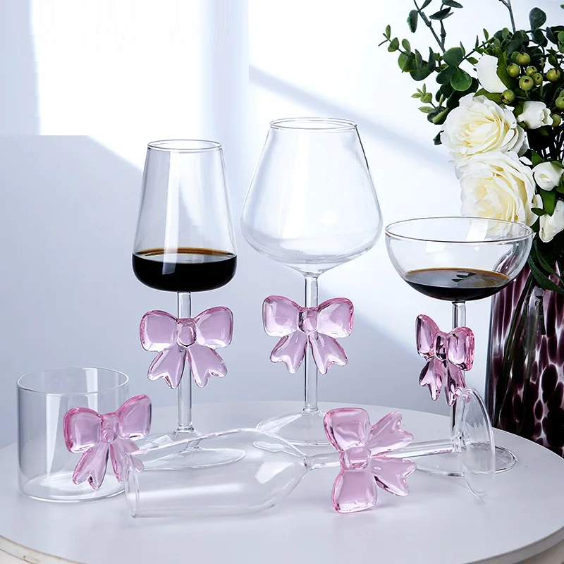 1-teilige elegante große rosa Schleife verziert transparente Rotweingläser Kelch Champagnerflöten Gutscheine Weißweinglas Tasse