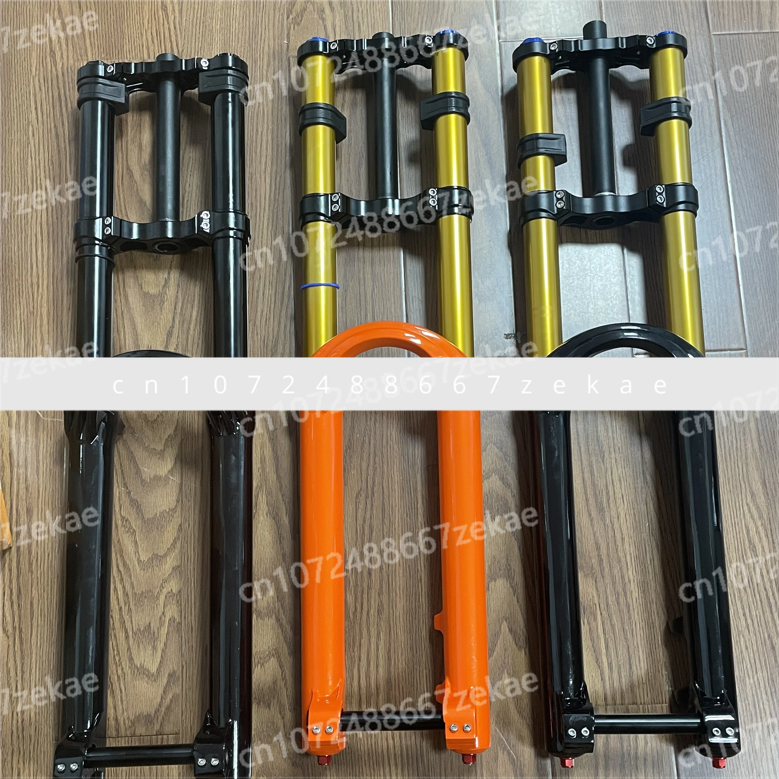 

Suspended Front Fork SUV Double Crown Ebike Fork, Lead Light Mounting Function, Suitable for Surron Bikes