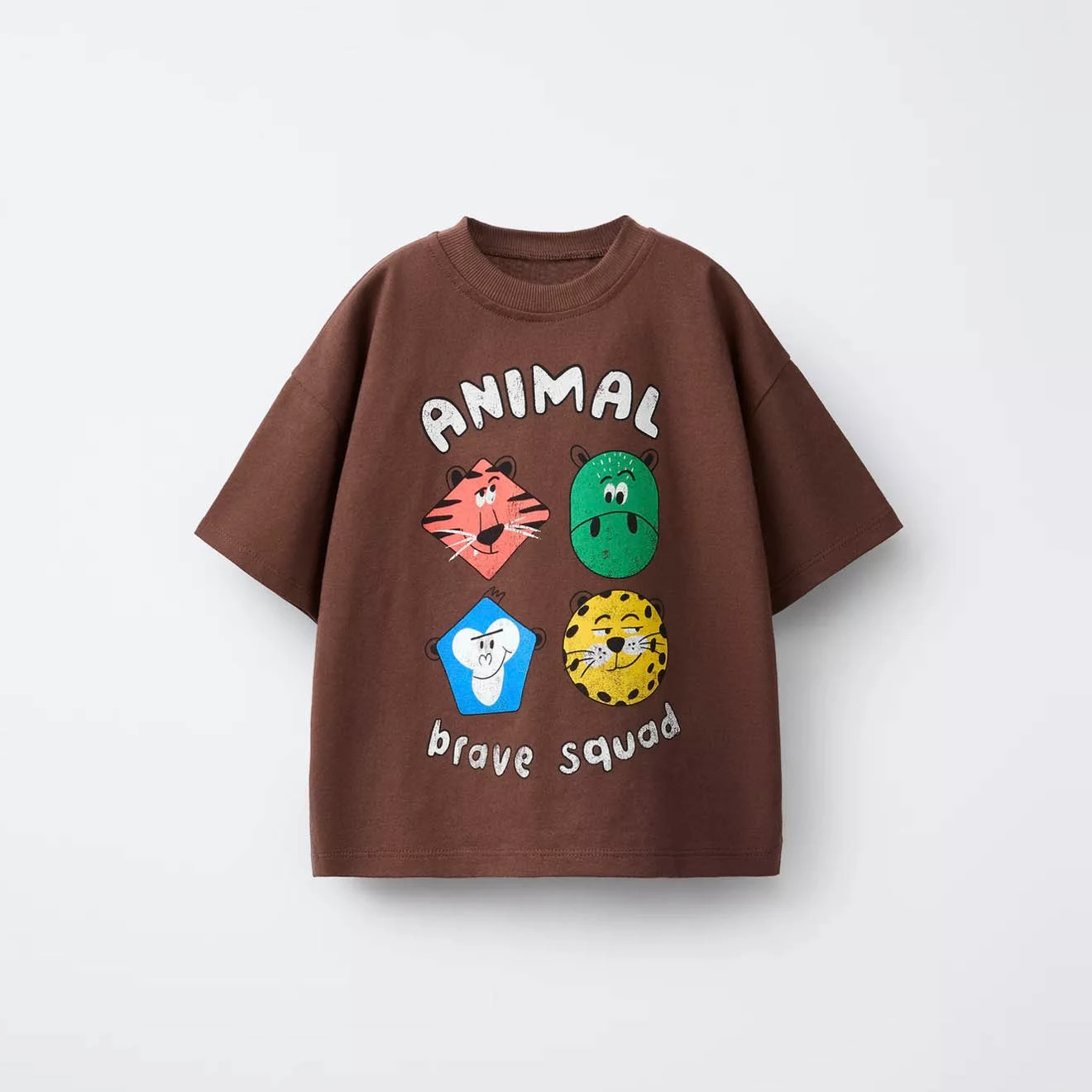 

Свободная повседневная одежда: модная футболка с мультяшным принтом, новый дизайн, летняя коллекция 2026, футболка с круглым вырезом, базовая модель, детская одежда из чистого хлопка