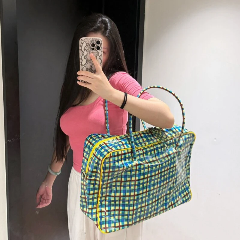 Karierte Schultertasche, Damen-Tragetasche mit großem Fassungsvermögen, minimalistische gelb-grüne Colorblock-Reisetasche mit Tragegriff – Detail 11