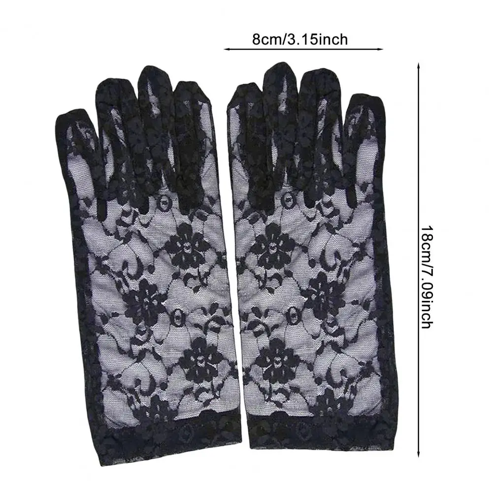 Classic Lace Design Gloves Vintage Sheer Lace Gloves for Women Floral Wrist-length Fingerless Bridal Gloves Elegant for Tea