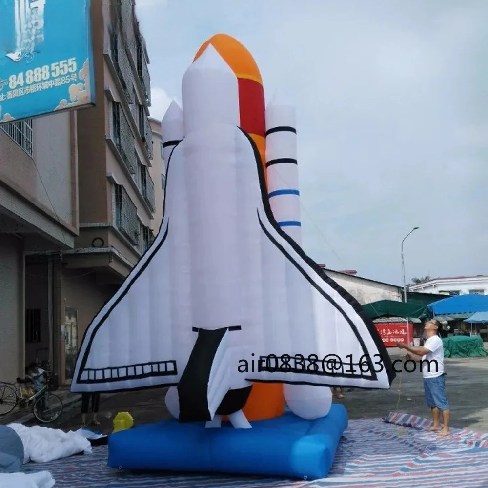 Modèle de bateau de fusée de vaisseau spatial gonflable géant extérieur de navette spatiale gonflable avec des lumières LED pour la publicité