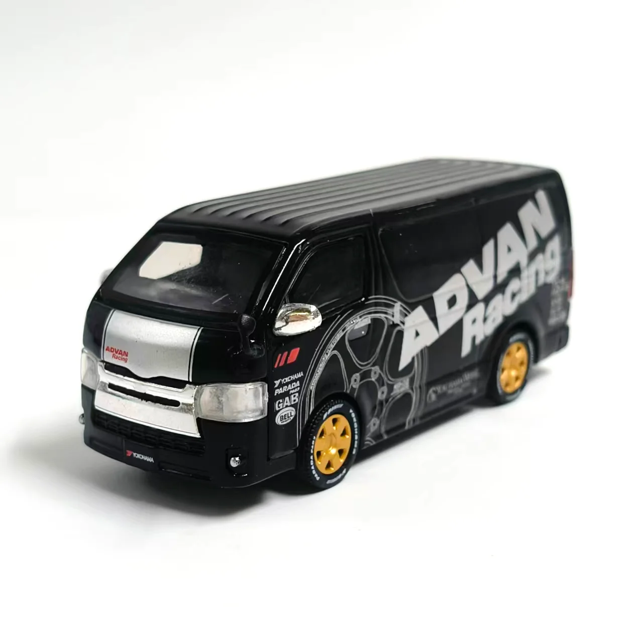 Diecast Era 1:64 Scale Toyota Hiace Advan Van Alloy Car Model