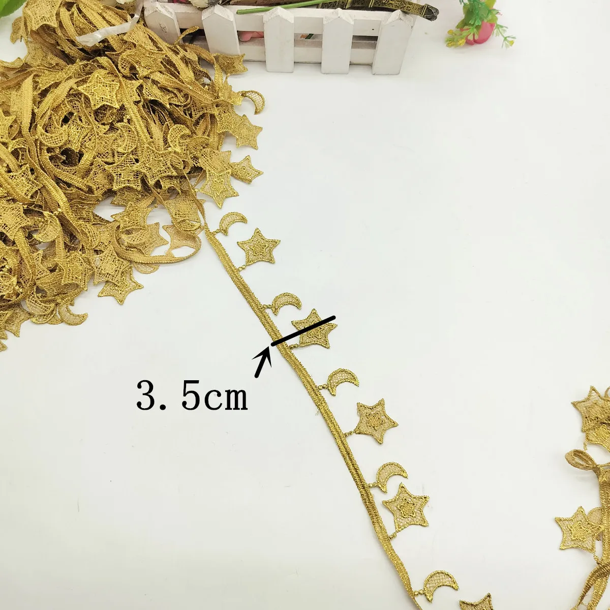 1 Yard DIY Accessories Gold Lace Loving Heart Gold Embroidery Lace Width 3cm